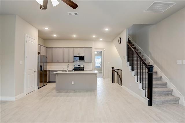 Photo - 4208 Wetstone Ln