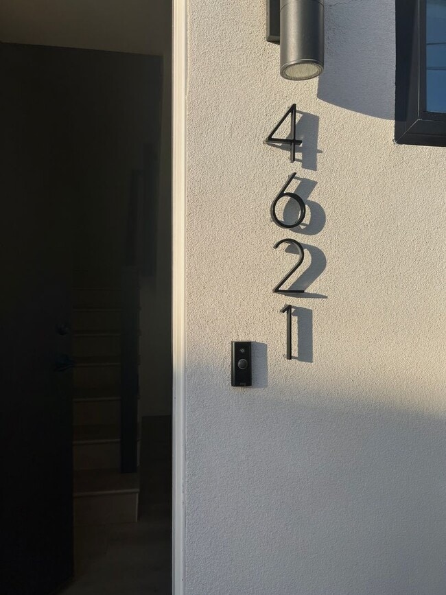 Building Photo - Idaho (Apfeld) Unit 4621