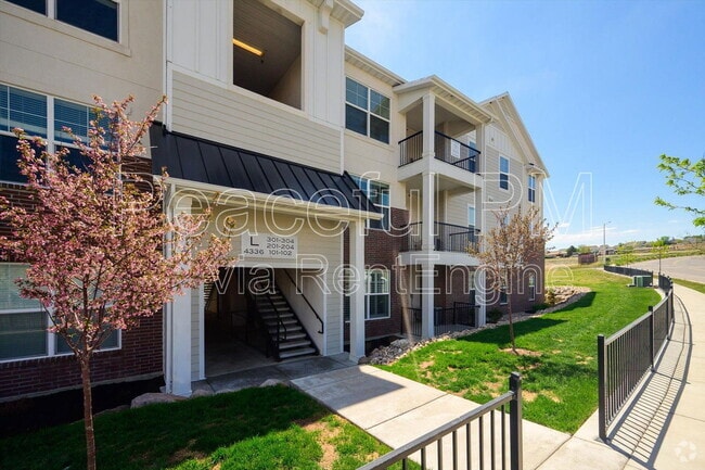 Building Photo - 4336 W 1850 N Unit 1 Rental
