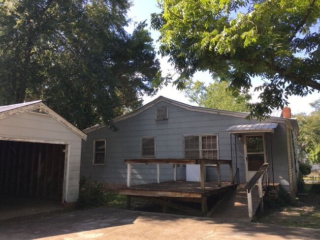 Photo - 804 Woodrow Ave