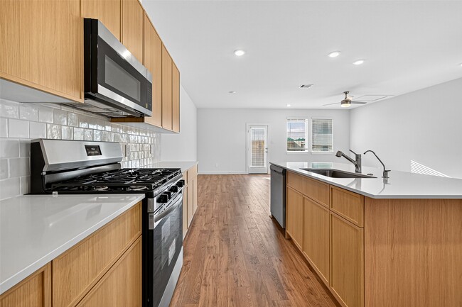 Photo - 3518 Blue Mockingbird St