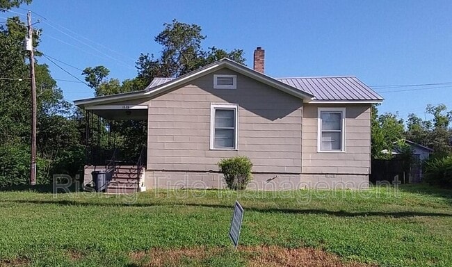 Photo - 1828 Madison Ave SW