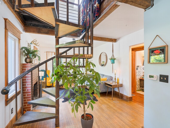 Photo - 7235 NE Mallory Ave