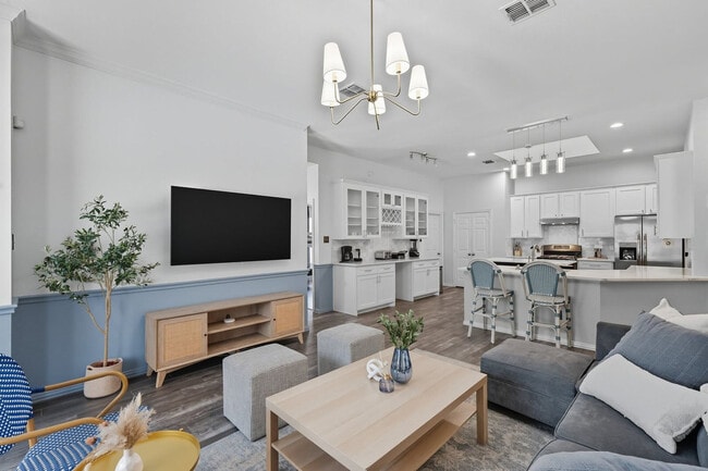 Photo - 2402 Blue Holly Dr Unidad ID1019580P