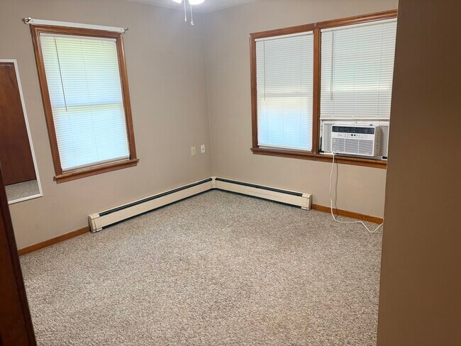 700 S Division St Unit 700 S Division Apt A