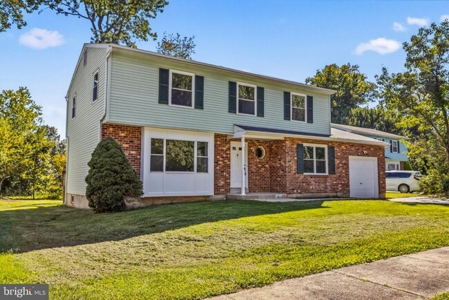 5 Firethorn Ct