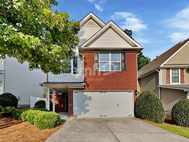 Photo - 219 Highland Falls Dr House
