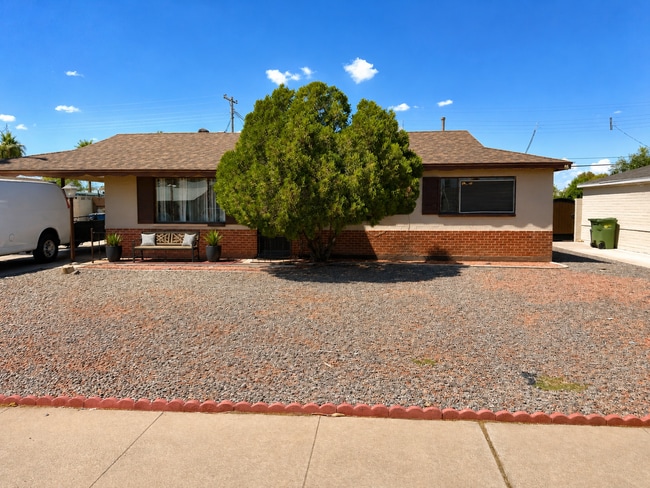 Building Photo - OPEN HOUSE -- 8-7-26 4:30 - 5:30PM; Remodeled 4Br-2Ba house Close to ASU Excellent condition, t...