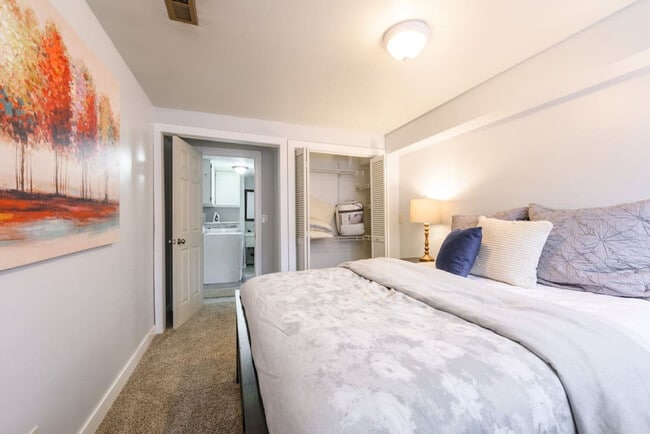 Photo - 1416 E Hollow Dale Dr Unit SI ID1249837P