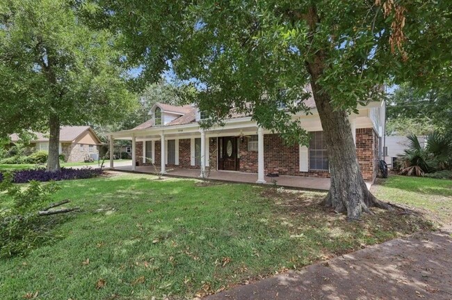 Photo - 5710 Glasgow Ln