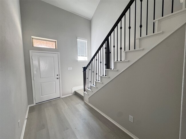 Photo - 10827 Cassiopeia Creek Cir