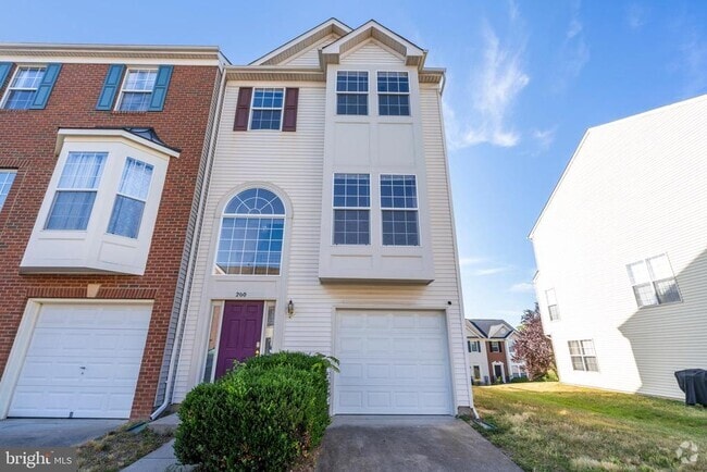 Building Photo - 200 Chesterbrook Ct Rental