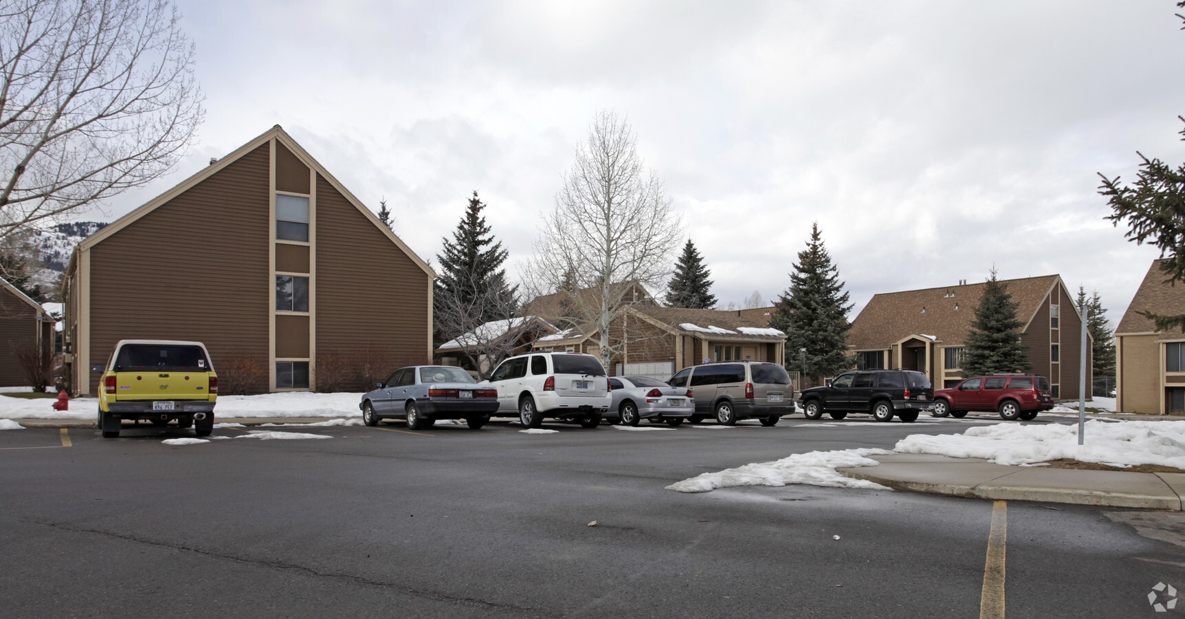 Parkside Apartments - Parkside Apartments