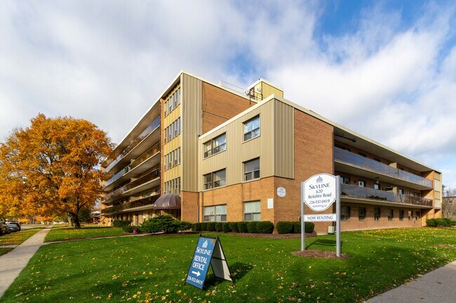 Photo - Bryn Mawr Apartments