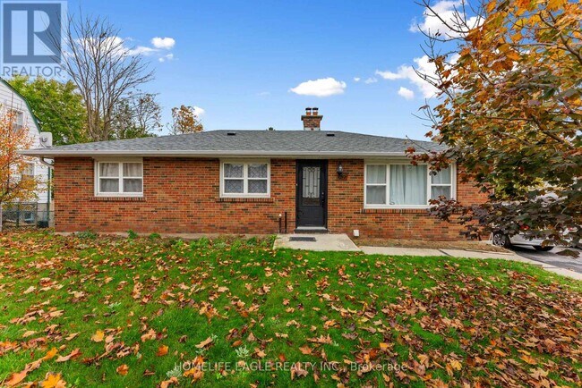 Photo - 79 Simcoe Rd