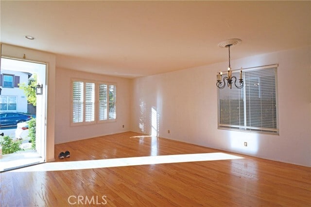 Photo - 323 Lydia Ln