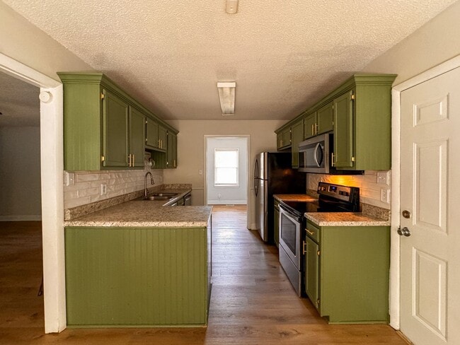 Photo - Stylish 3 Bed 2 Bath Home in Jack Britt