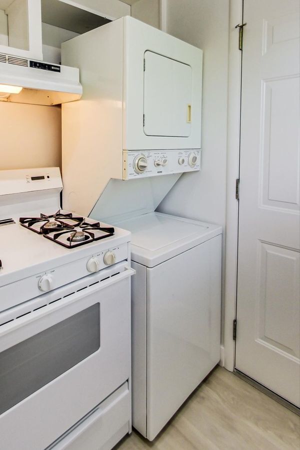 Photo - 143 Alma St Unit 02