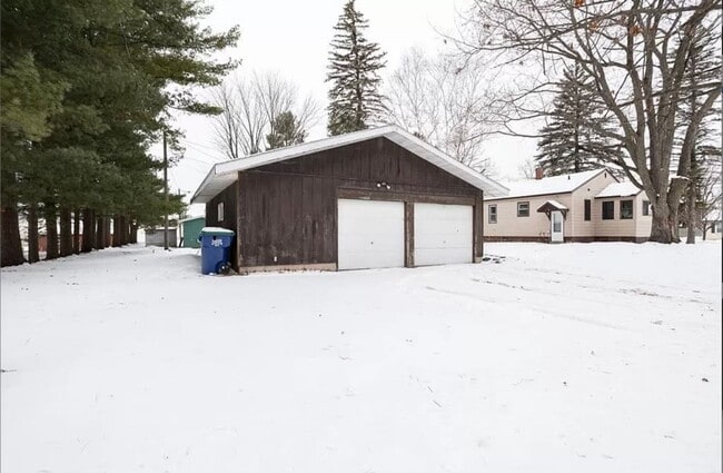 Photo - 801 Lake View Dr