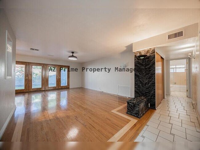 Photo - 3137 N 4th Ave