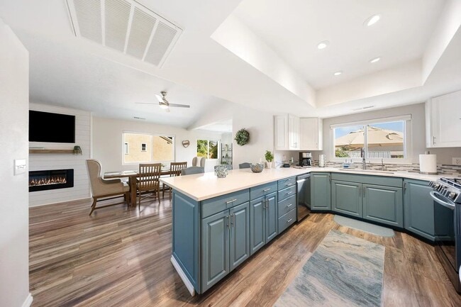 Photo - Spacious 6 bedroom and 3 bathrooms in La Verkin
