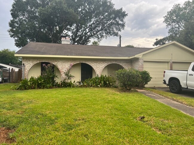 Photo - 6742 Indian Lake Dr