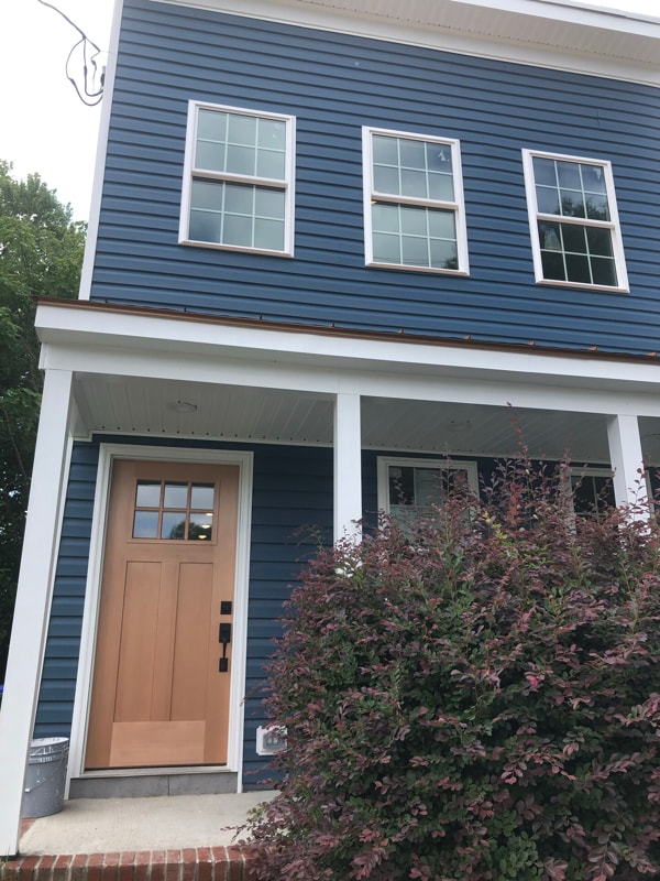 Building Photo - 1833 Thomas St