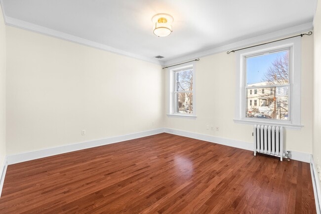 Photo - 350 Mountain Rd