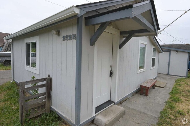 Building Photo - Studio in Sequim Rental