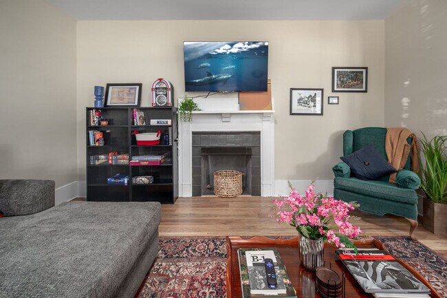 500 W Rosemary St Unit SI ID1300722P