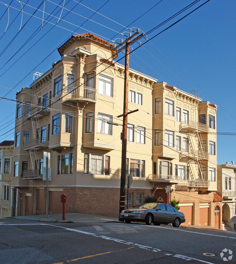 Photo - 780 Chestnut St Apartments