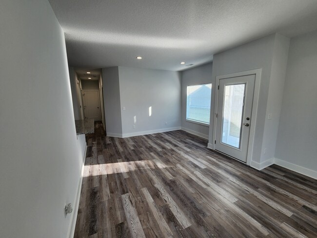 Dining Area - 5371 Nolen