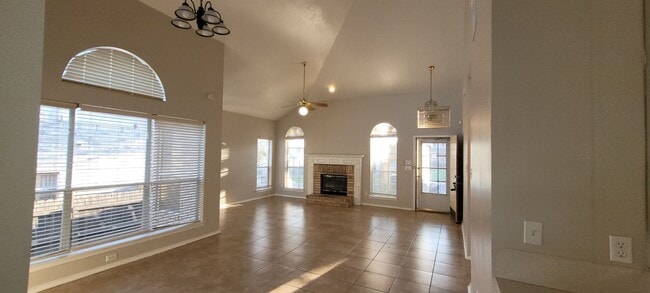 Photo - Beautiful Home in Woodlake Park!