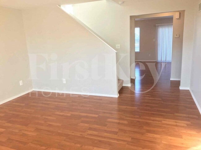 Photo - 2005 Briarridge Dr