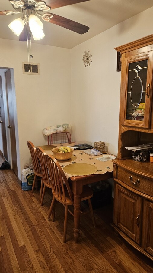 Photo - 5812 Sunshine Dr Unit 1 west
