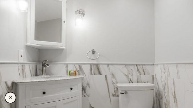 Photo - 7 Story St Unit B