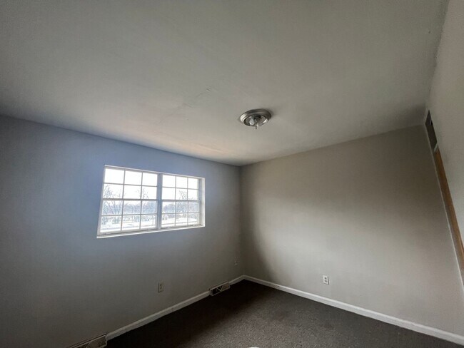Photo - 1646-1648 Eastern Ave NE Unit 1646 Eastern Ave NE