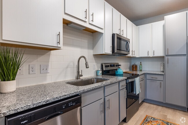 1 BR, 1 BA - 756SF - Harmon on the Lake