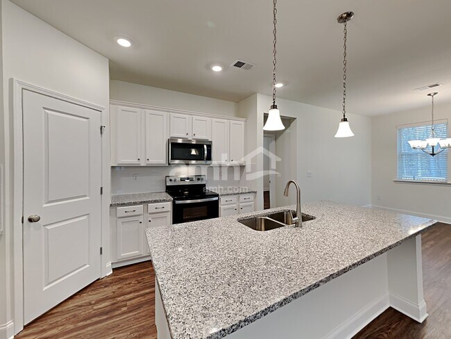 Photo - 732 Callan Ct