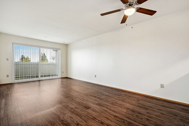 Photo - DAN Daniels Apartments