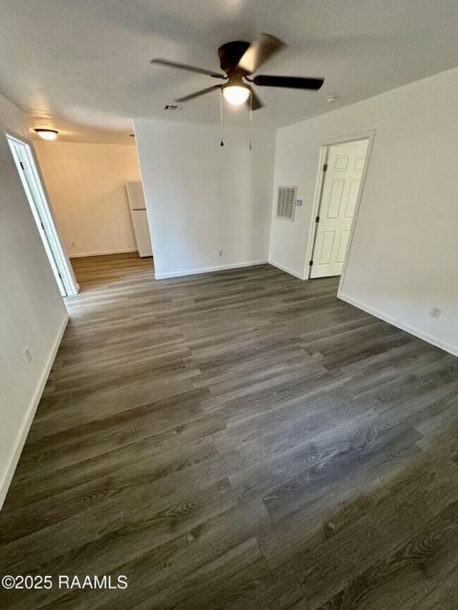 Photo - 216 Marigny Cir Unit B