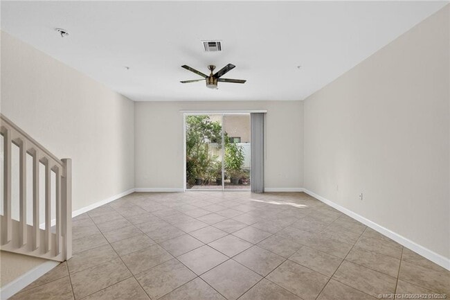 Photo - 9504 SW Otter Ln