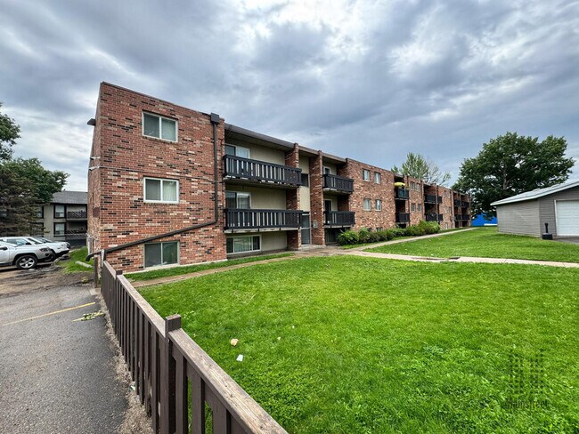 Photo - Confederation Park Apartments I & II