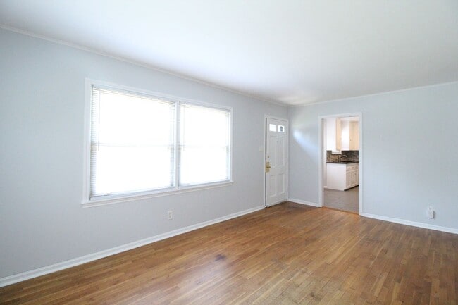 Photo - December FREE On This Updated 2 Bedroom 1 Bath Home in Roeland Park