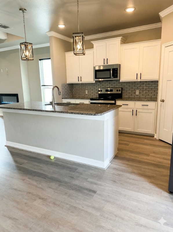 Photo - 104 Seattle Slew Dr