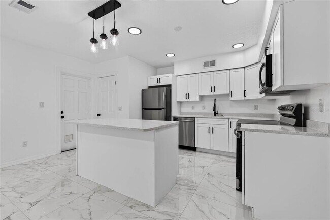 Photo - 2801 45th St S