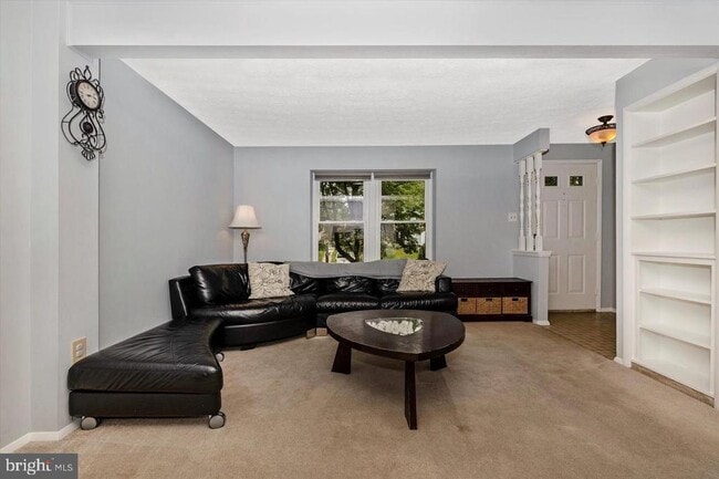 Photo - 1780 Hillmeade Square