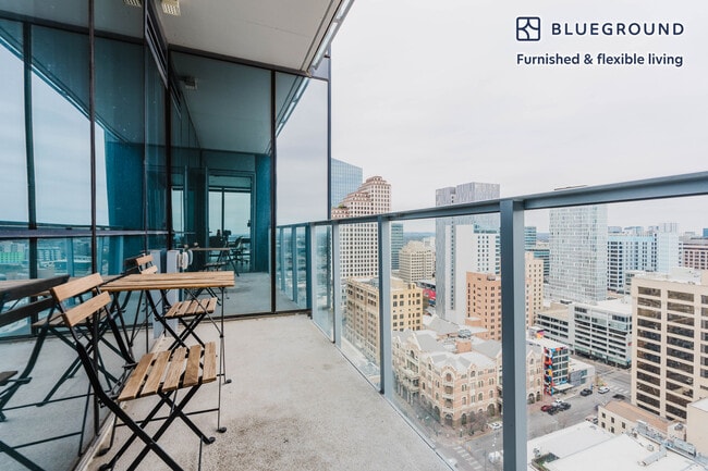 Photo - 501 Brazos St Unidad FL23-ID294