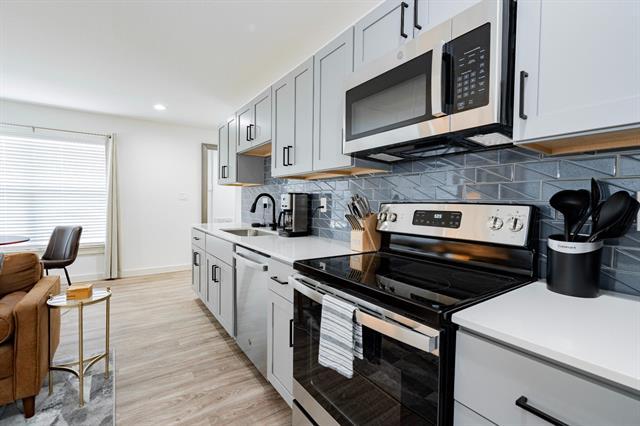 Photo - 601 N Ewing Ave Unit 102