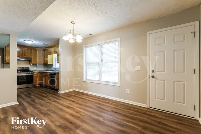 819 Overlook Trail
